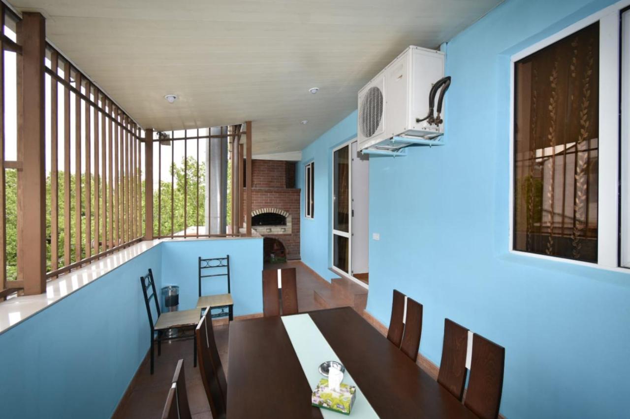 Guesthouses Opera Jereván Kültér fotó